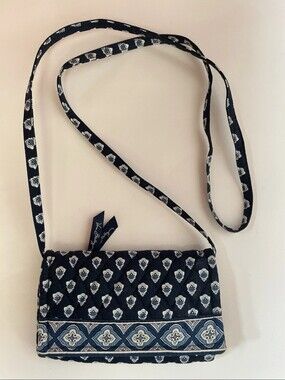 Vera Bradley Nantucket Trifold Wallet Checkbook Crossbody Removable Strap Navy